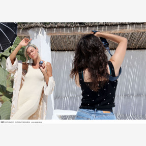 Backstage από την φωτογράφιση της Βάσως Κολλιδά για την νέα καμπάνια της εταιρείας δερμοκαλλυντικών και ιατροτεχνολογικών σκευασμάτων “Zartaux”!