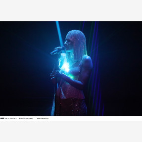 Φαντασμαγορικό cabaret celebration show στο “Parfait Athens” για τους πρώτους πέντε θριαμβευτικούς μήνες επιτυχημένων εμφανίσεων!