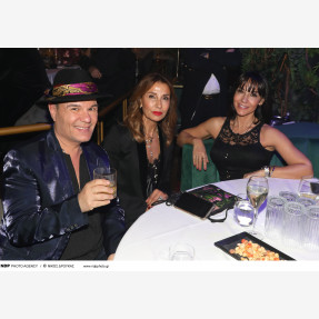 Φαντασμαγορικό cabaret celebration show στο “Parfait Athens” για τους πρώτους πέντε θριαμβευτικούς μήνες επιτυχημένων εμφανίσεων!