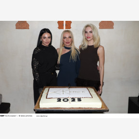 “EK EFFIEK THE BRAND”: Λάμψη και Μόδα στο New Year’s  Festive Event τoυ γνωστού fashion brand της Ελληνίδας σχεδιάστριας Έφης Κωστάκη στο “Koketa Athens”!