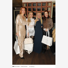 “EK EFFIEK THE BRAND”: Λάμψη και Μόδα στο New Year’s  Festive Event τoυ γνωστού fashion brand της Ελληνίδας σχεδιάστριας Έφης Κωστάκη στο “Koketa Athens”!