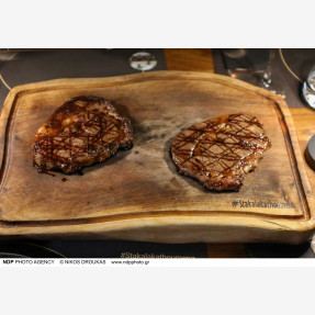 «Στα Καλά Καθούμενα» To μοναδικό premium Steak House της Αθήνας!