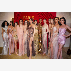 Εντυπωσιακό Fashion Show της Irene Angelopoulos, στα πλαίσια του Paris Fashion Week στο “Plaza Athénée”, με την υποστήριξη του νερού “AVATON”, πηγή ζωής από το Άγιο Όρος!