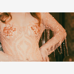 Εντυπωσιακό Fashion Show της Irene Angelopoulos, στα πλαίσια του Paris Fashion Week στο “Plaza Athénée”, με την υποστήριξη του νερού “AVATON”, πηγή ζωής από το Άγιο Όρος!