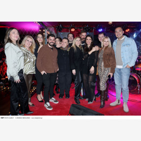 Κηφισιά Cash Restaurant.Παρουσίαση του "Music Box" της Γιάννας Βασιλείου