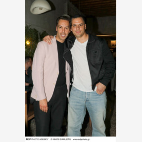 Double Trouble Party στην καρδιά της Αθήνας! Ο αγαπημένος δημοσιογράφος Νίκος Γεωργιάδης γιόρτασε τα γενέθλια του στο ολοκαίνουριο premium sushi bar - restaurant ‘’Tokyo Joe”!