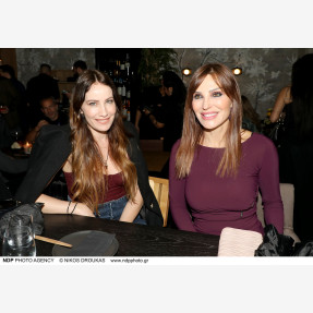 Double Trouble Party στην καρδιά της Αθήνας! Ο αγαπημένος δημοσιογράφος Νίκος Γεωργιάδης γιόρτασε τα γενέθλια του στο ολοκαίνουριο premium sushi bar - restaurant ‘’Tokyo Joe”!