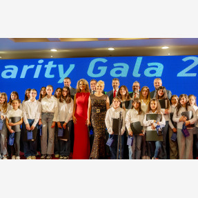 Λαμπερό Charity Gala από την κοινωνική οργάνωση “Είμαστε Ένα”