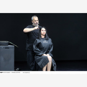 Launch event της παγκόσμιας καμπάνιας “For Every You” της “Schwarzkopf Professional”, σε Αθήνα και Θεσσαλονίκη, με παρουσιαστή τον μοναδικό showman Τάκη Ζαχαράτο!