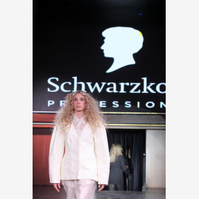 Launch event της παγκόσμιας καμπάνιας “For Every You” της “Schwarzkopf Professional”, σε Αθήνα και Θεσσαλονίκη, με παρουσιαστή τον μοναδικό showman Τάκη Ζαχαράτο!