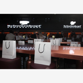 Launch event της παγκόσμιας καμπάνιας “For Every You” της “Schwarzkopf Professional”, σε Αθήνα και Θεσσαλονίκη, με παρουσιαστή τον μοναδικό showman Τάκη Ζαχαράτο!