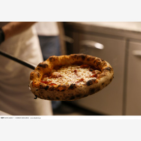 Βούλα-Etien Pizza Bar. 2 years anniversary party
