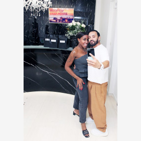 Beauty point επωνύμων το κορυφαίο κέντρο ομορφιάς “Hollywood Clinic” στην καρδιά της Θεσσαλονίκης.